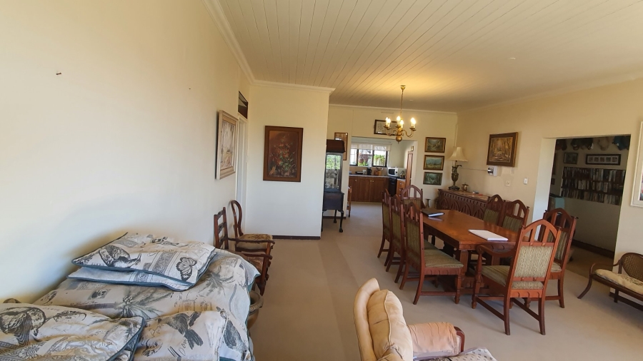 6 Bedroom Property for Sale in Ivy Beach KwaZulu-Natal