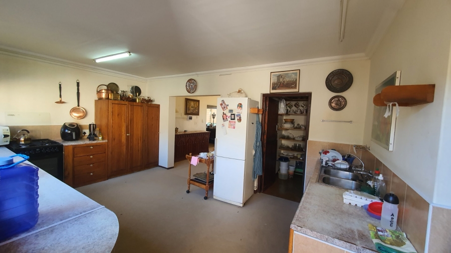 6 Bedroom Property for Sale in Ivy Beach KwaZulu-Natal