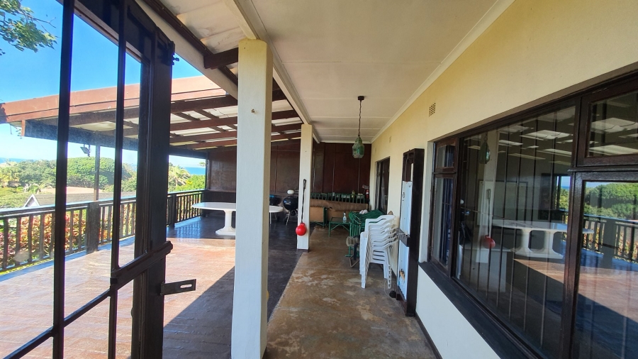 6 Bedroom Property for Sale in Ivy Beach KwaZulu-Natal
