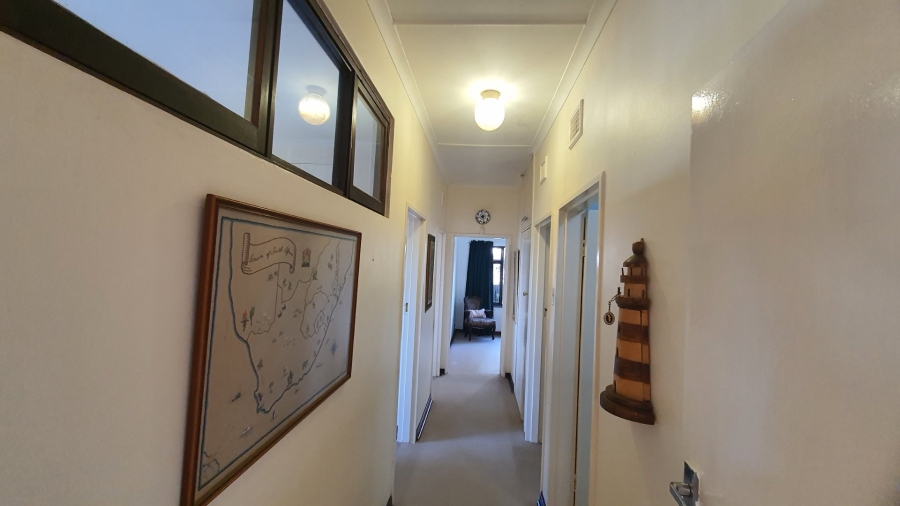 6 Bedroom Property for Sale in Ivy Beach KwaZulu-Natal