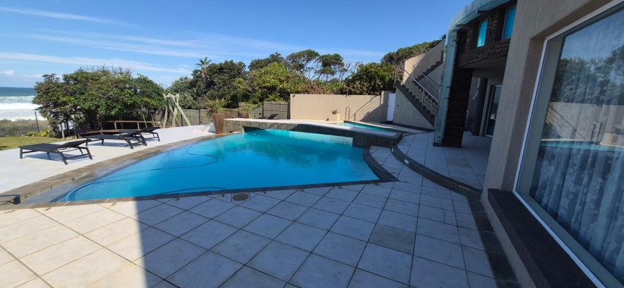6 Bedroom Property for Sale in Pumula KwaZulu-Natal