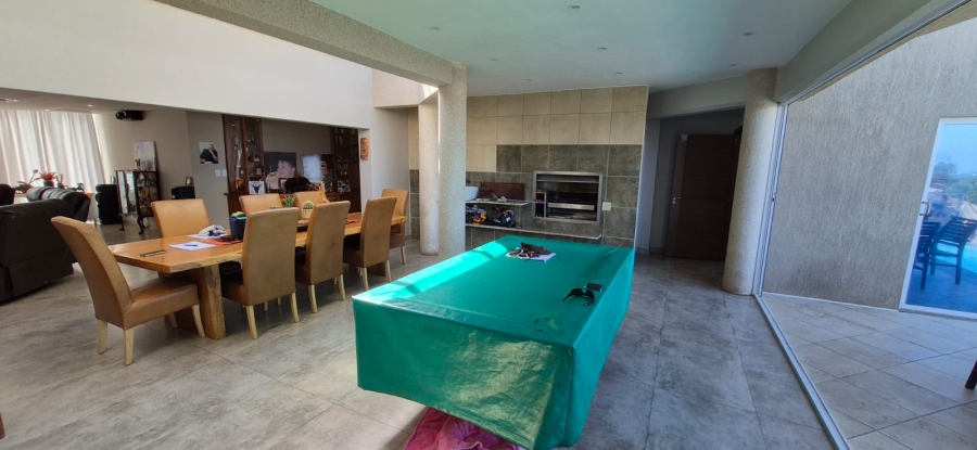 6 Bedroom Property for Sale in Pumula KwaZulu-Natal