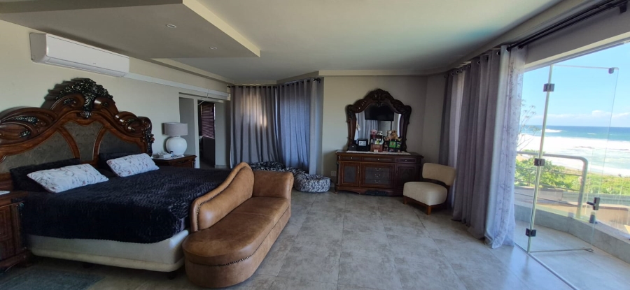 6 Bedroom Property for Sale in Pumula KwaZulu-Natal