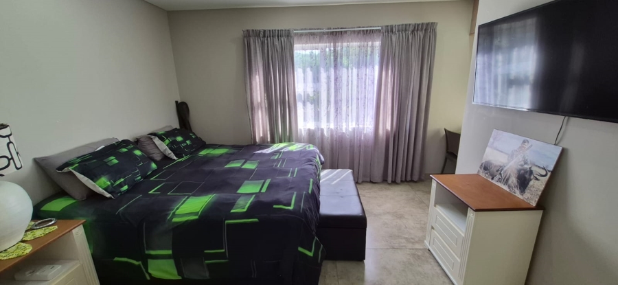 6 Bedroom Property for Sale in Pumula KwaZulu-Natal