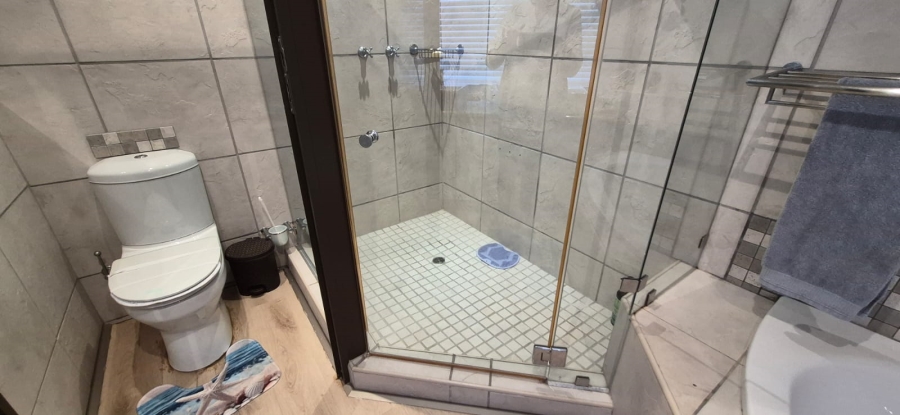 6 Bedroom Property for Sale in Pumula KwaZulu-Natal