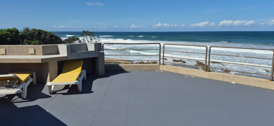 6 Bedroom Property for Sale in Pumula KwaZulu-Natal