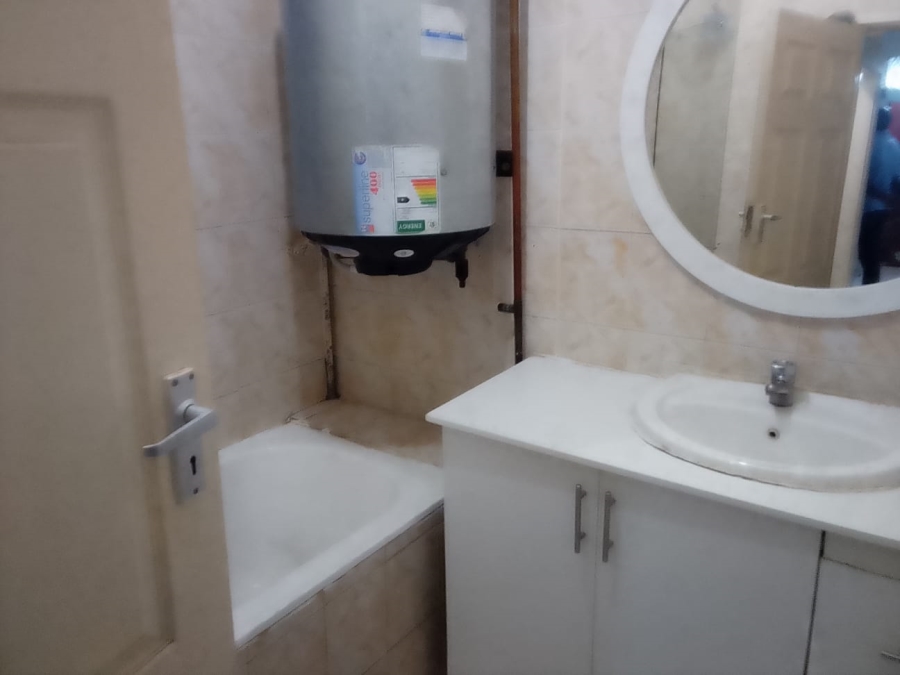 To Let 3 Bedroom Property for Rent in Durban Central KwaZulu-Natal