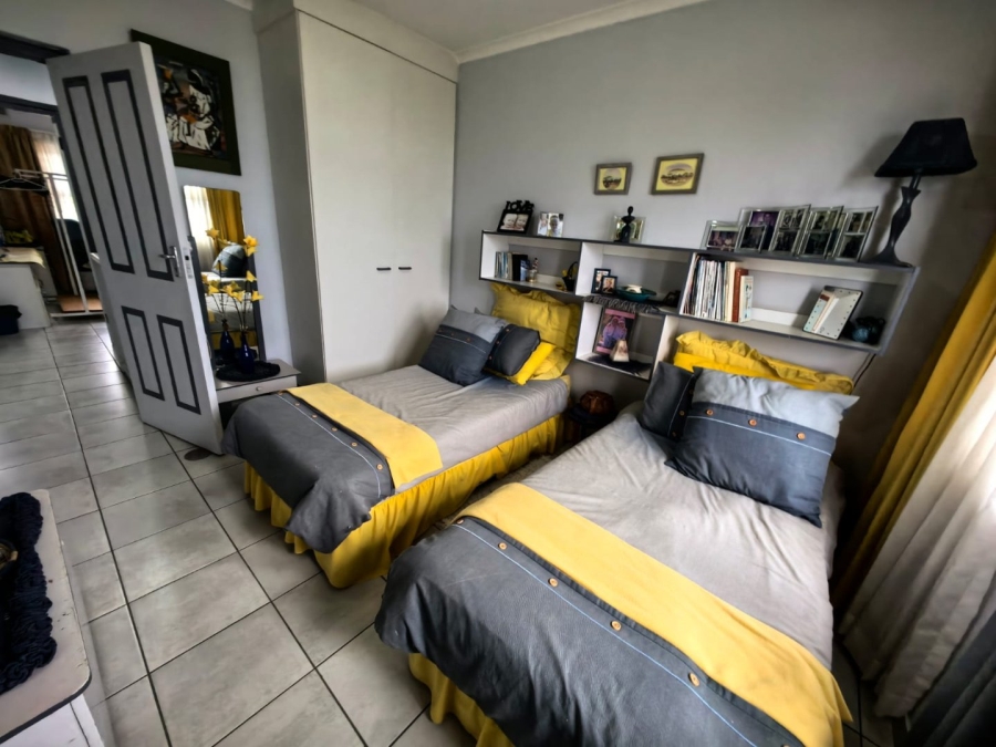 3 Bedroom Property for Sale in Athlone Park KwaZulu-Natal