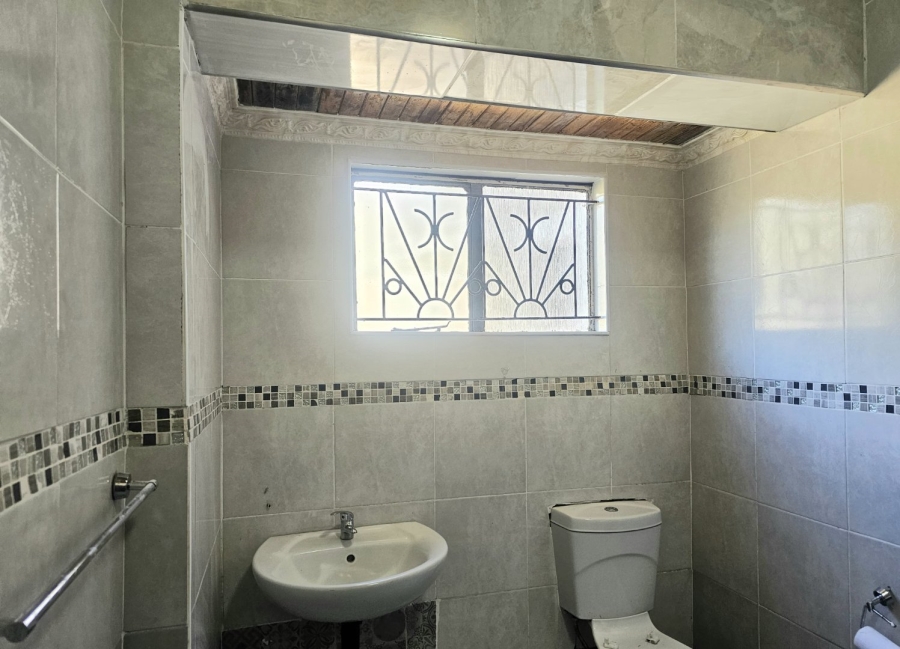 7 Bedroom Property for Sale in Arborpark KwaZulu-Natal