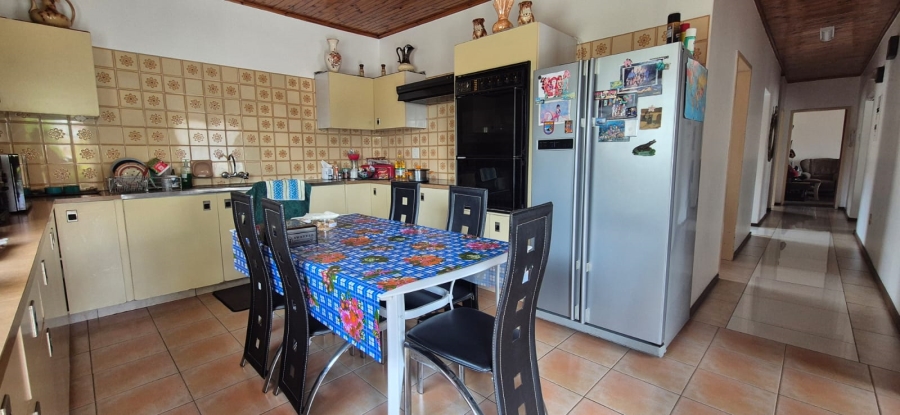 3 Bedroom Property for Sale in Lennoxton KwaZulu-Natal