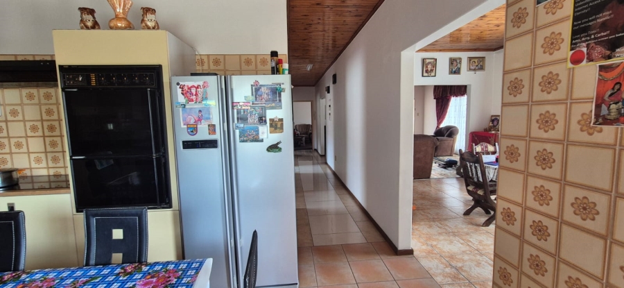 3 Bedroom Property for Sale in Lennoxton KwaZulu-Natal