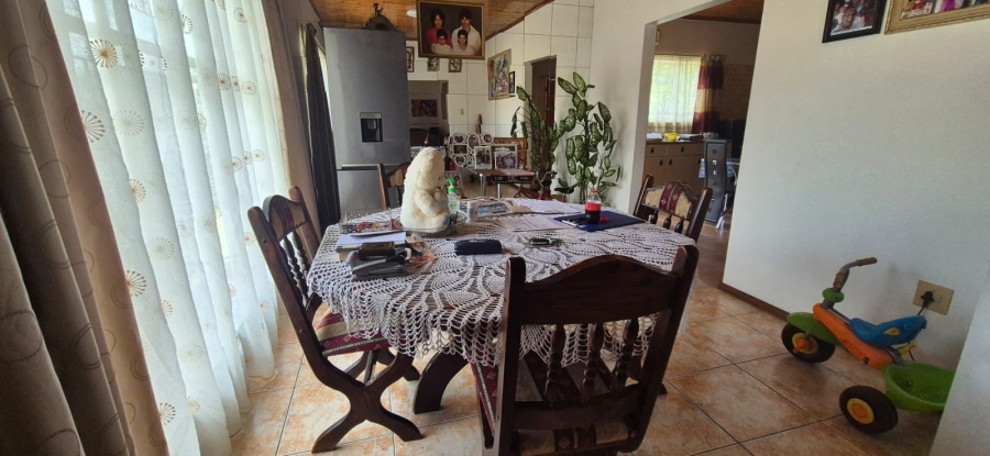 3 Bedroom Property for Sale in Lennoxton KwaZulu-Natal