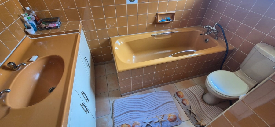 3 Bedroom Property for Sale in Lennoxton KwaZulu-Natal