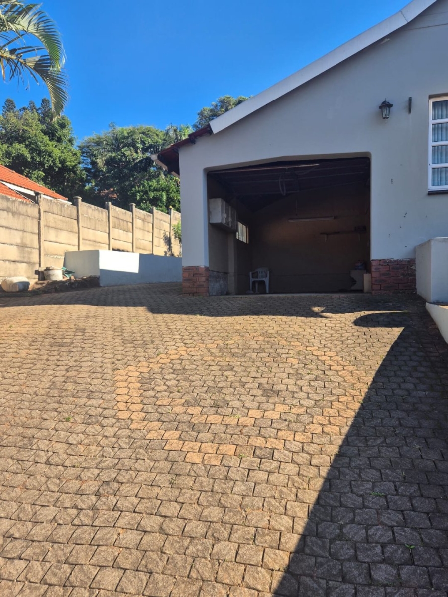 To Let 2 Bedroom Property for Rent in Fynnland KwaZulu-Natal