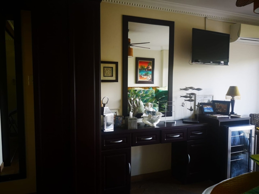 2 Bedroom Property for Sale in Umhlanga KwaZulu-Natal