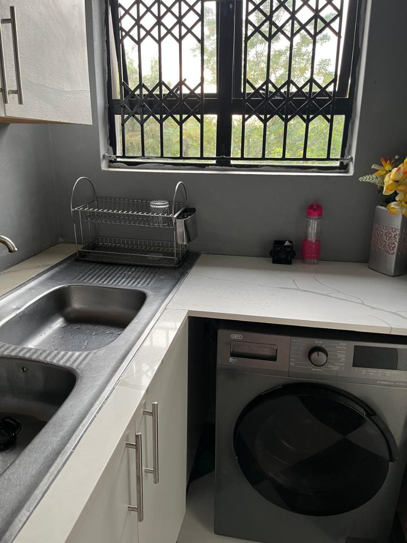 6 Bedroom Property for Sale in Westville KwaZulu-Natal