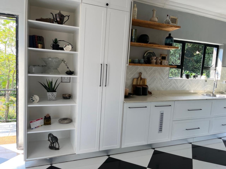 6 Bedroom Property for Sale in Westville KwaZulu-Natal