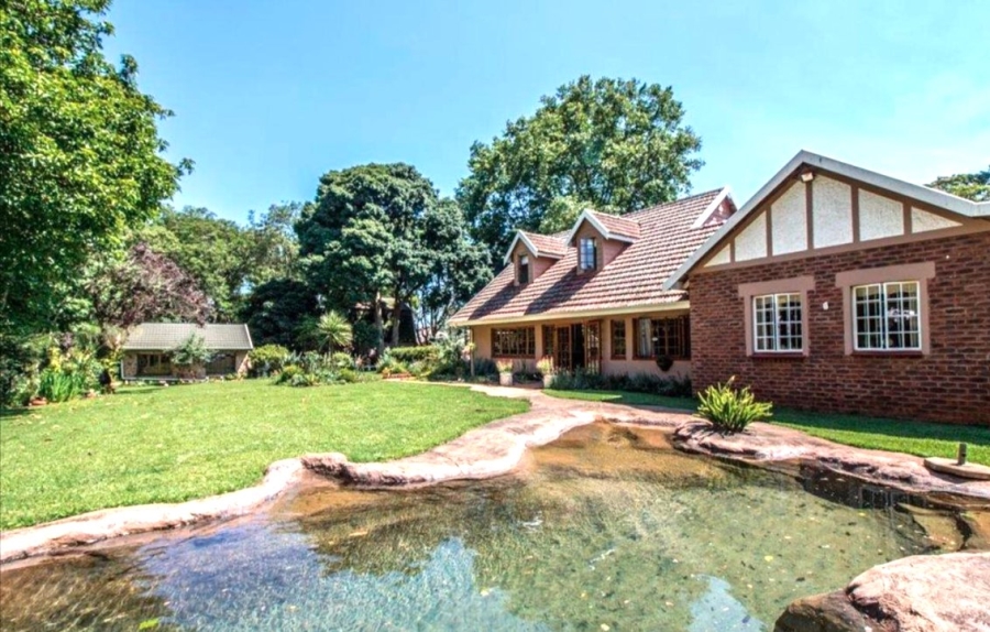 5 Bedroom Property for Sale in Bothas Hill KwaZulu-Natal