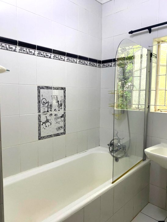 5 Bedroom Property for Sale in Bothas Hill KwaZulu-Natal