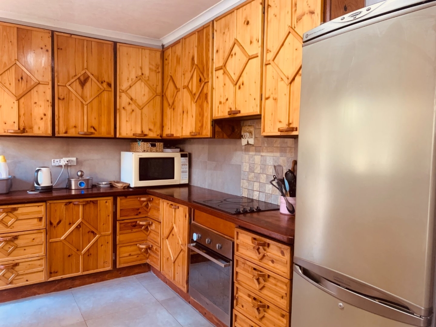3 Bedroom Property for Sale in Waterfall KwaZulu-Natal