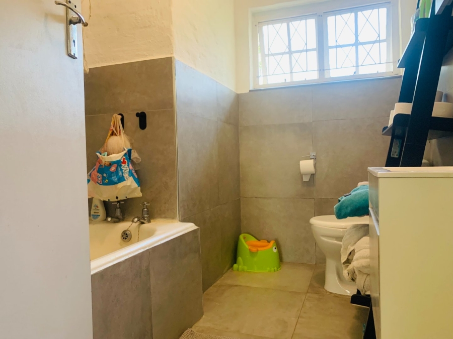 3 Bedroom Property for Sale in Waterfall KwaZulu-Natal