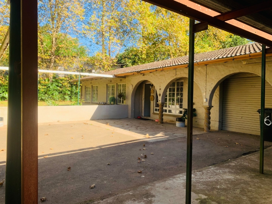 3 Bedroom Property for Sale in Waterfall KwaZulu-Natal