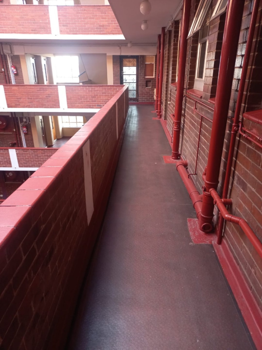 2 Bedroom Property for Sale in Durban Central KwaZulu-Natal