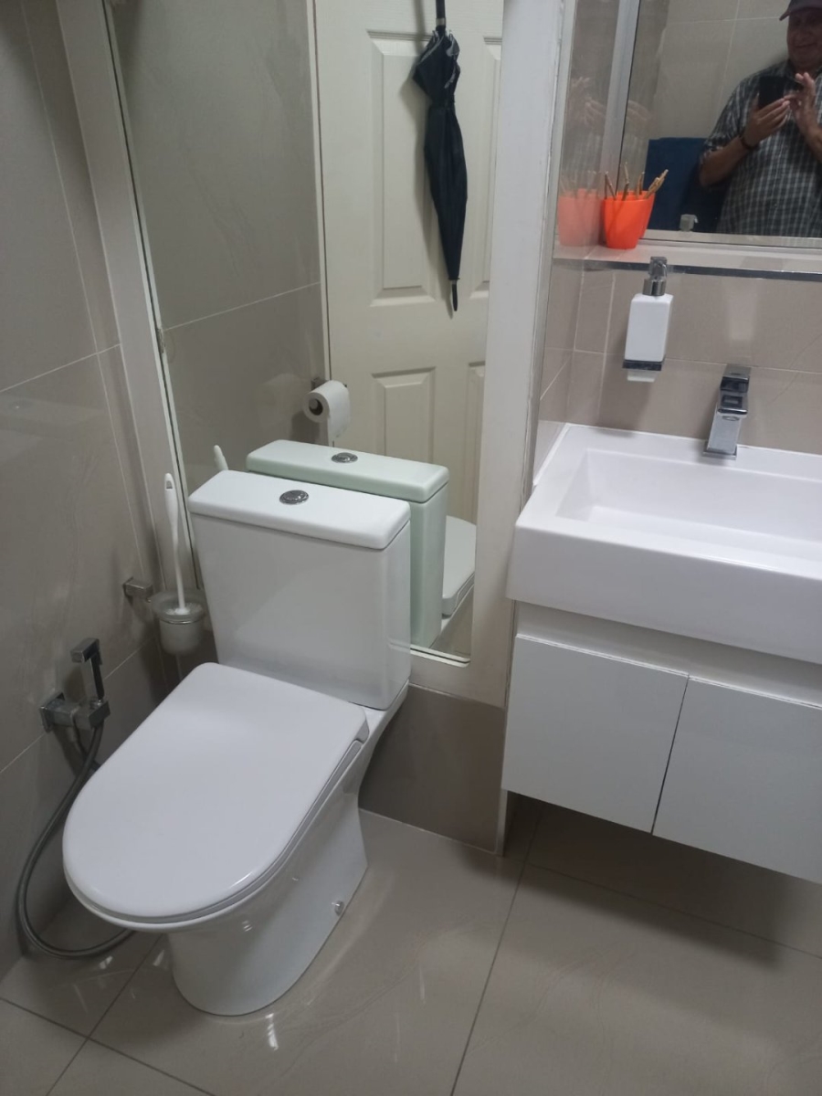 2 Bedroom Property for Sale in Durban Central KwaZulu-Natal
