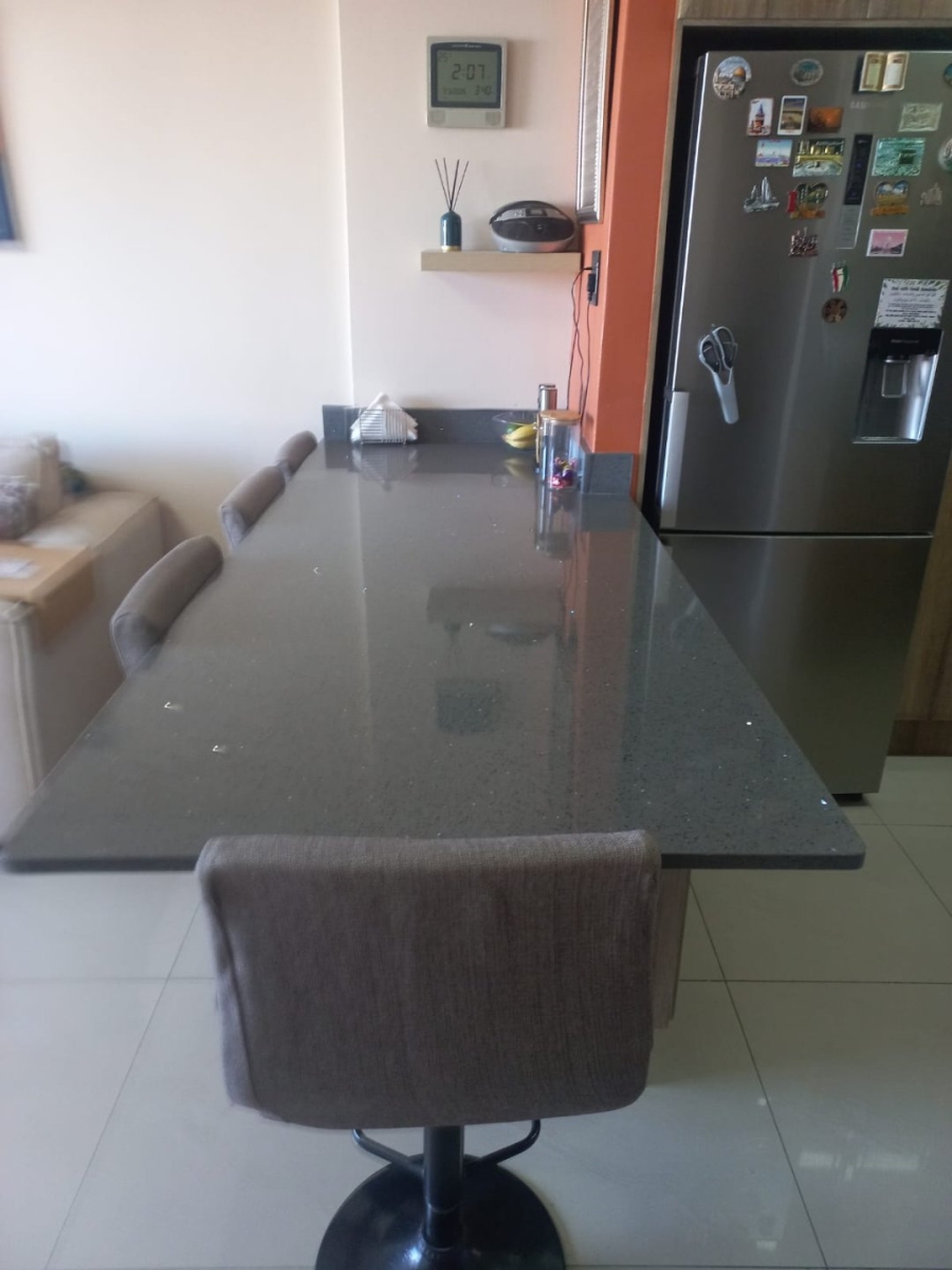 2 Bedroom Property for Sale in Durban Central KwaZulu-Natal