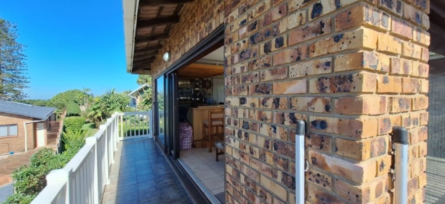 5 Bedroom Property for Sale in Southport KwaZulu-Natal