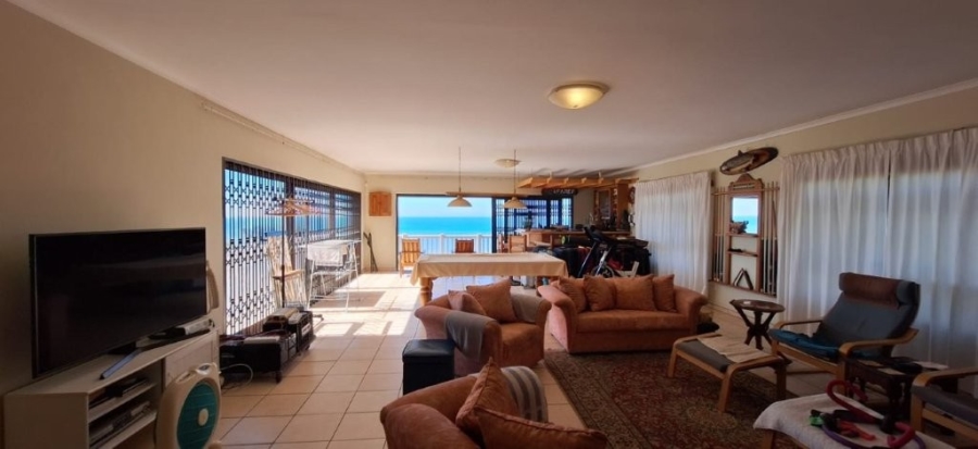 5 Bedroom Property for Sale in Southport KwaZulu-Natal