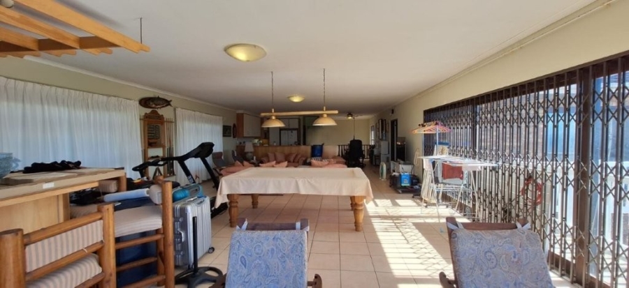 5 Bedroom Property for Sale in Southport KwaZulu-Natal