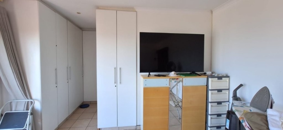 5 Bedroom Property for Sale in Southport KwaZulu-Natal