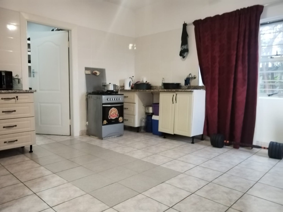 To Let 1 Bedroom Property for Rent in Umbilo KwaZulu-Natal