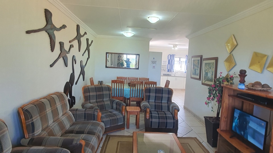 6 Bedroom Property for Sale in Shelly Beach KwaZulu-Natal