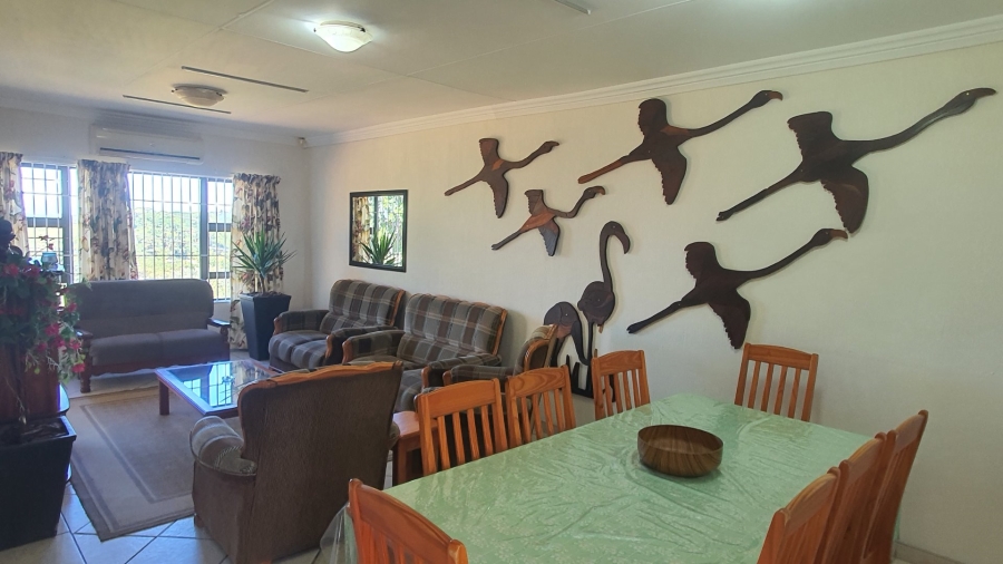 6 Bedroom Property for Sale in Shelly Beach KwaZulu-Natal