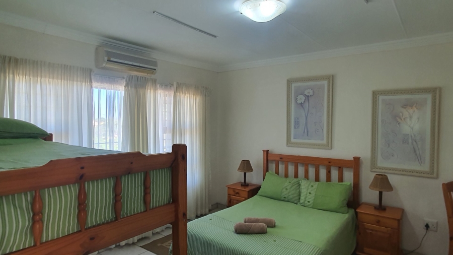 6 Bedroom Property for Sale in Shelly Beach KwaZulu-Natal