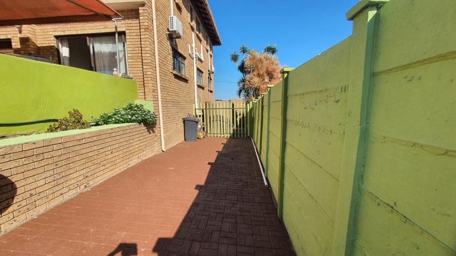 6 Bedroom Property for Sale in Shelly Beach KwaZulu-Natal