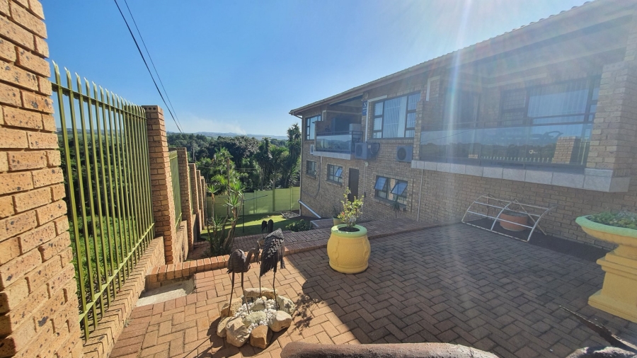 6 Bedroom Property for Sale in Shelly Beach KwaZulu-Natal