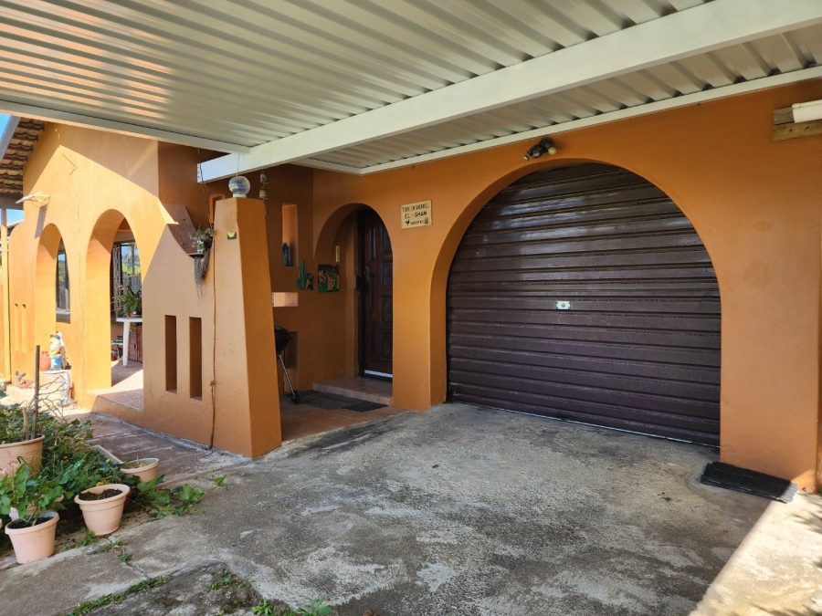 3 Bedroom Property for Sale in Oslo Beach KwaZulu-Natal