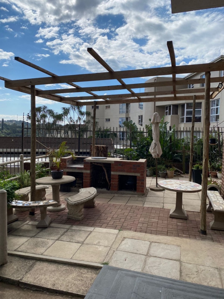 To Let 2 Bedroom Property for Rent in Amanzimtoti KwaZulu-Natal