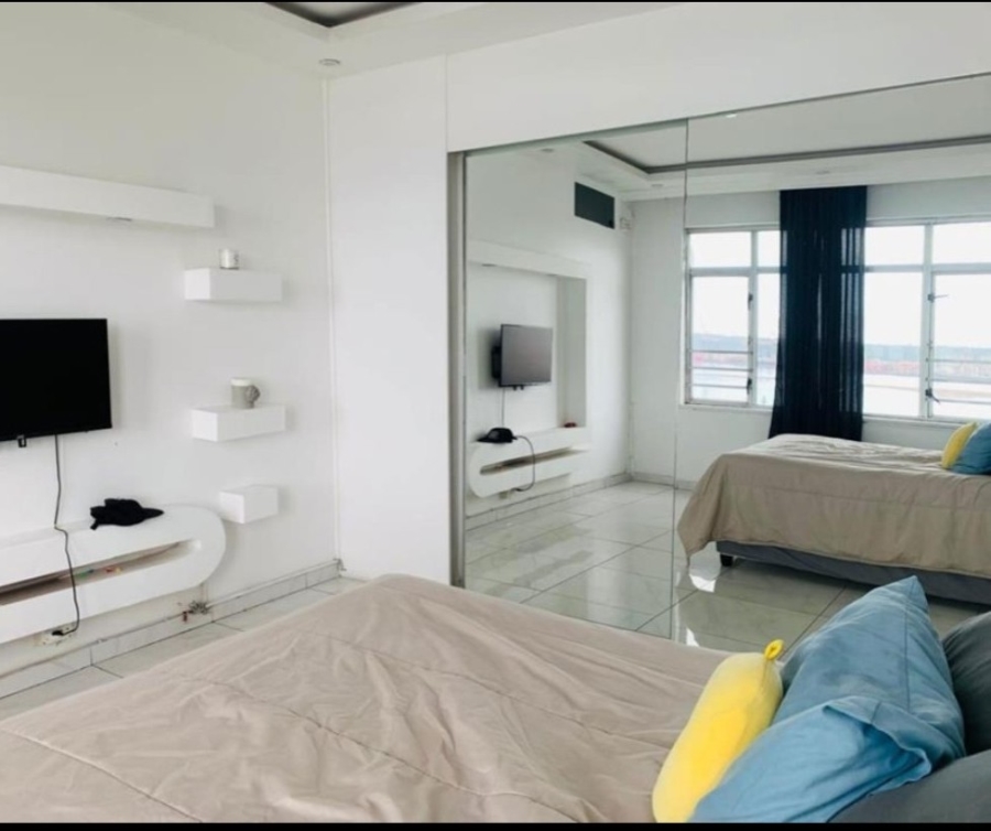 2 Bedroom Property for Sale in Durban Central KwaZulu-Natal