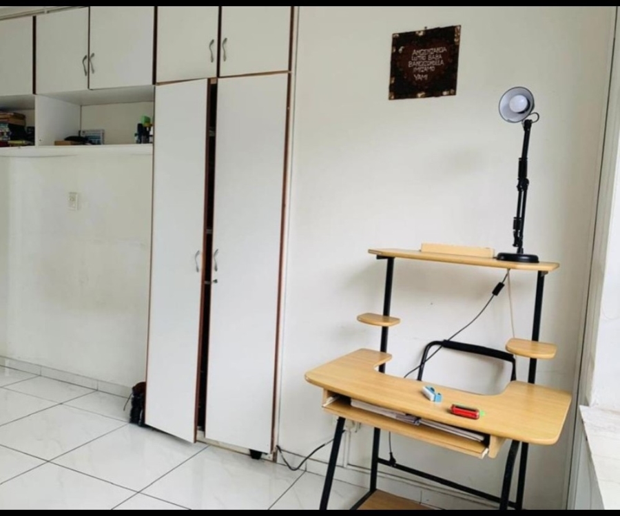 2 Bedroom Property for Sale in Durban Central KwaZulu-Natal
