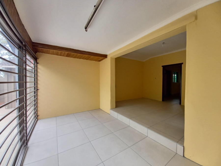To Let 2 Bedroom Property for Rent in Stanger Manor KwaZulu-Natal