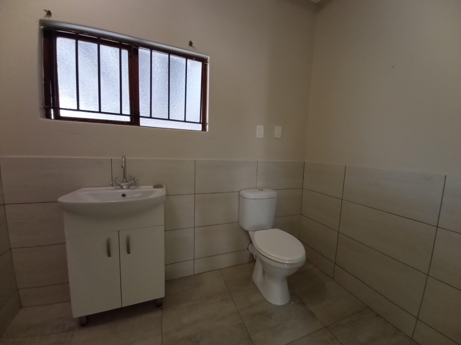 To Let 2 Bedroom Property for Rent in Stanger Manor KwaZulu-Natal