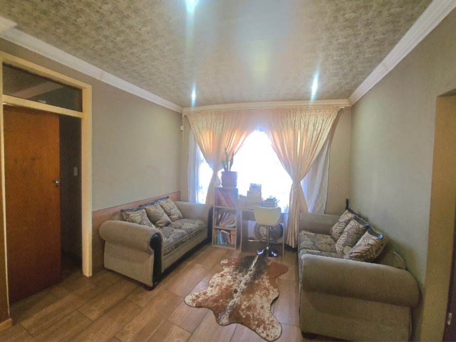 3 Bedroom Property for Sale in Amajuba Park KwaZulu-Natal