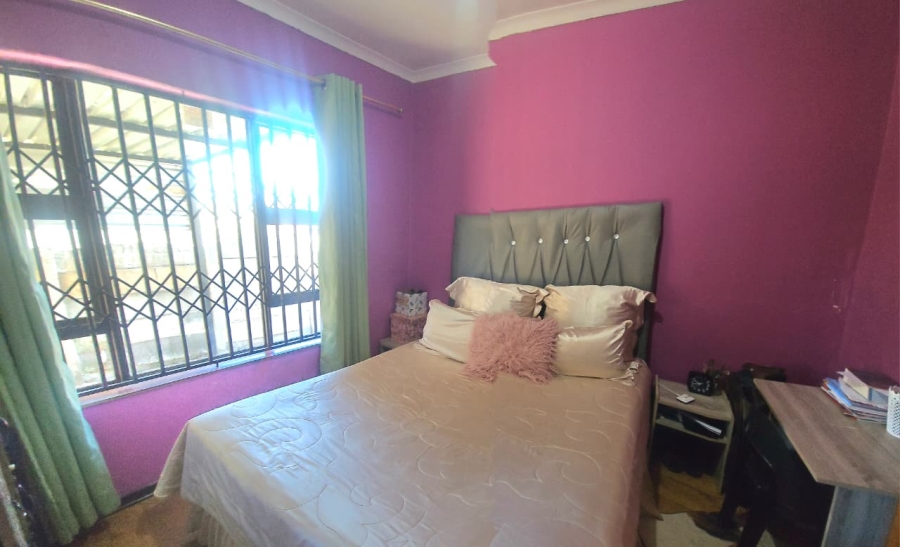 3 Bedroom Property for Sale in Amajuba Park KwaZulu-Natal