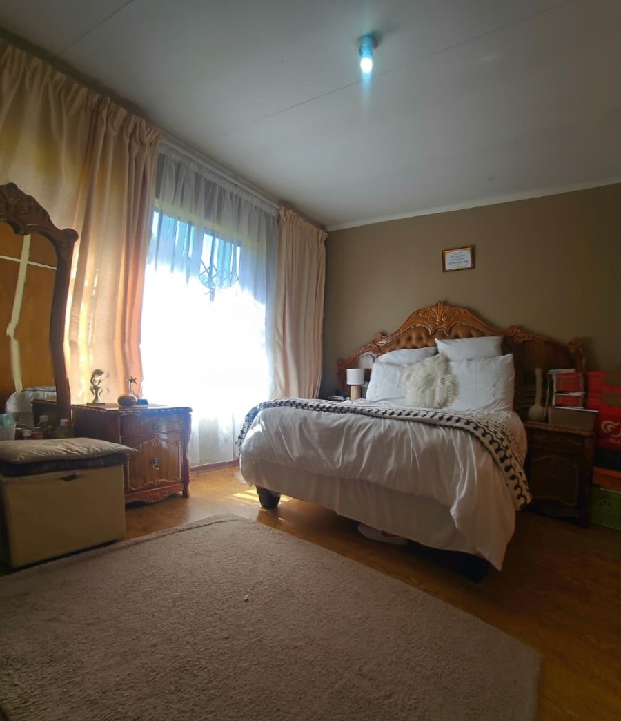3 Bedroom Property for Sale in Amajuba Park KwaZulu-Natal