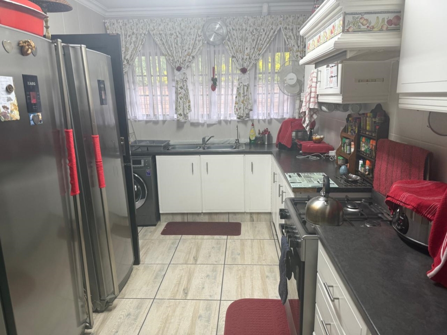 3 Bedroom Property for Sale in Montrose KwaZulu-Natal