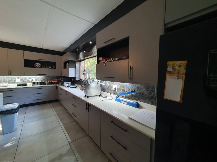 5 Bedroom Property for Sale in Southbroom KwaZulu-Natal